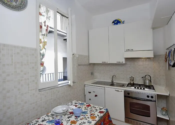 Piazza Farnese Apartment